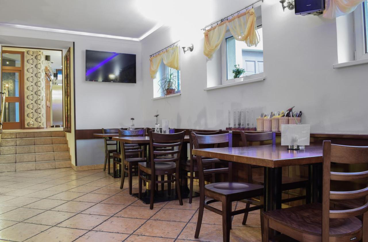 Hotel La Rosa Frýdek-Místek Екстериор снимка