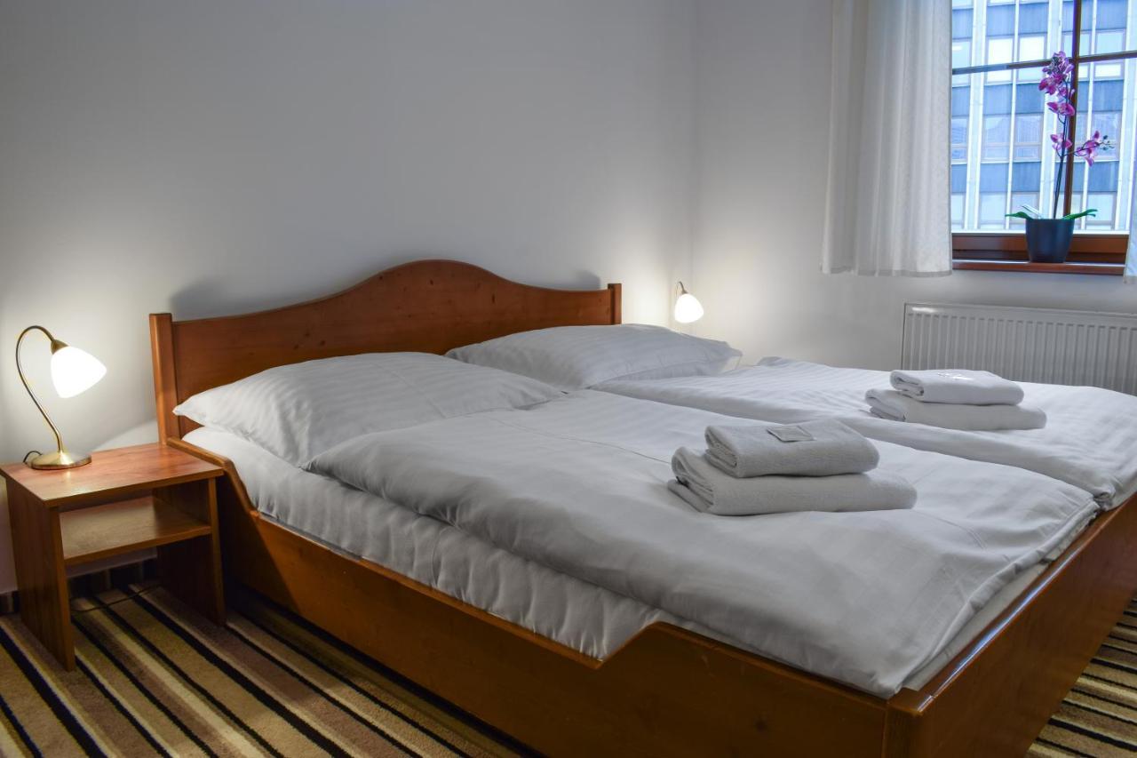 Hotel La Rosa Frýdek-Místek Екстериор снимка